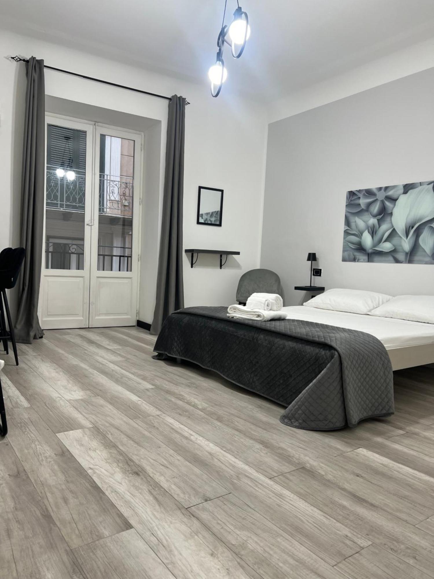 Bibi Rooms And Suite Палермо Экстерьер фото